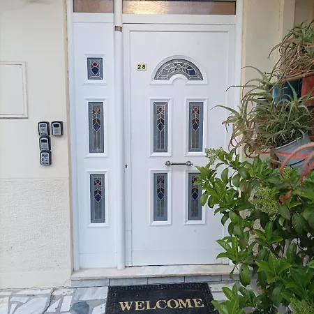 Teo'S 2 Persons Studio Deluxe B2 Patras Exterior photo