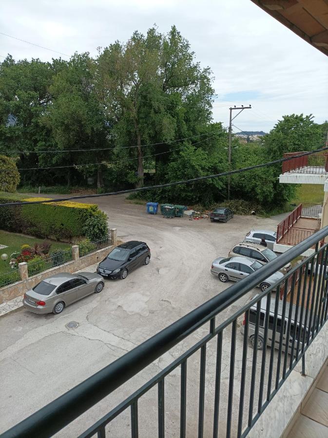 Teo's 2 Persons Deluxe B2 * Patras